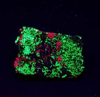 Fluorescent Willemite from Franklin, New Jersey